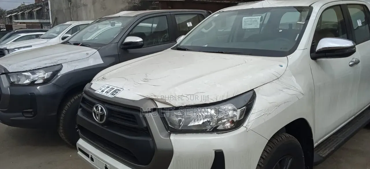 Toyota RAV4 2023 Blanc