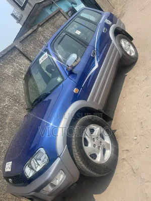 Toyota RAV4 2017 Bleu
