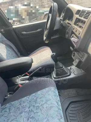 Toyota RAV4 2017 Bleu