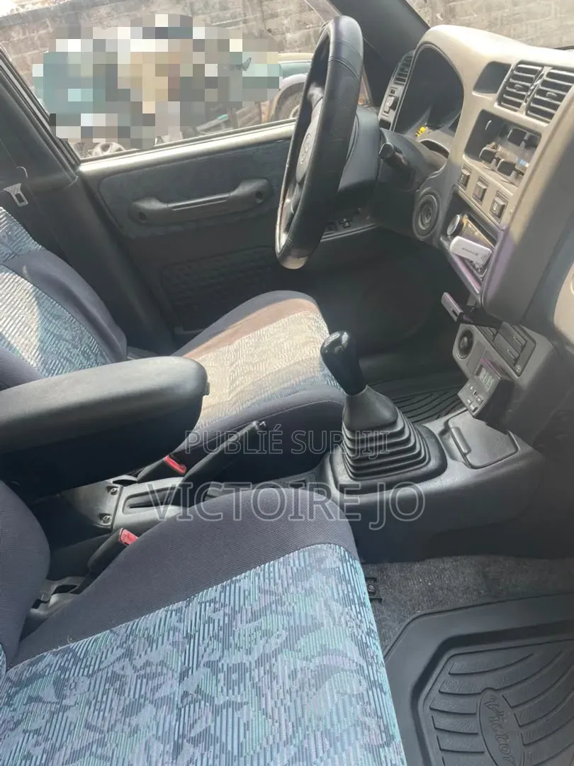Toyota RAV4 2017 Bleu