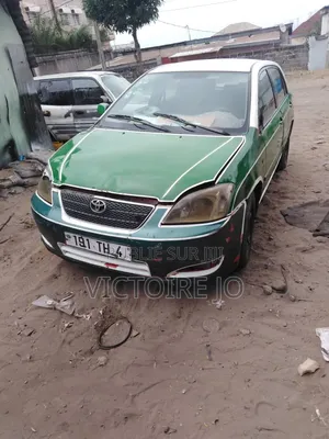 Toyota Corolla 2017 Vert