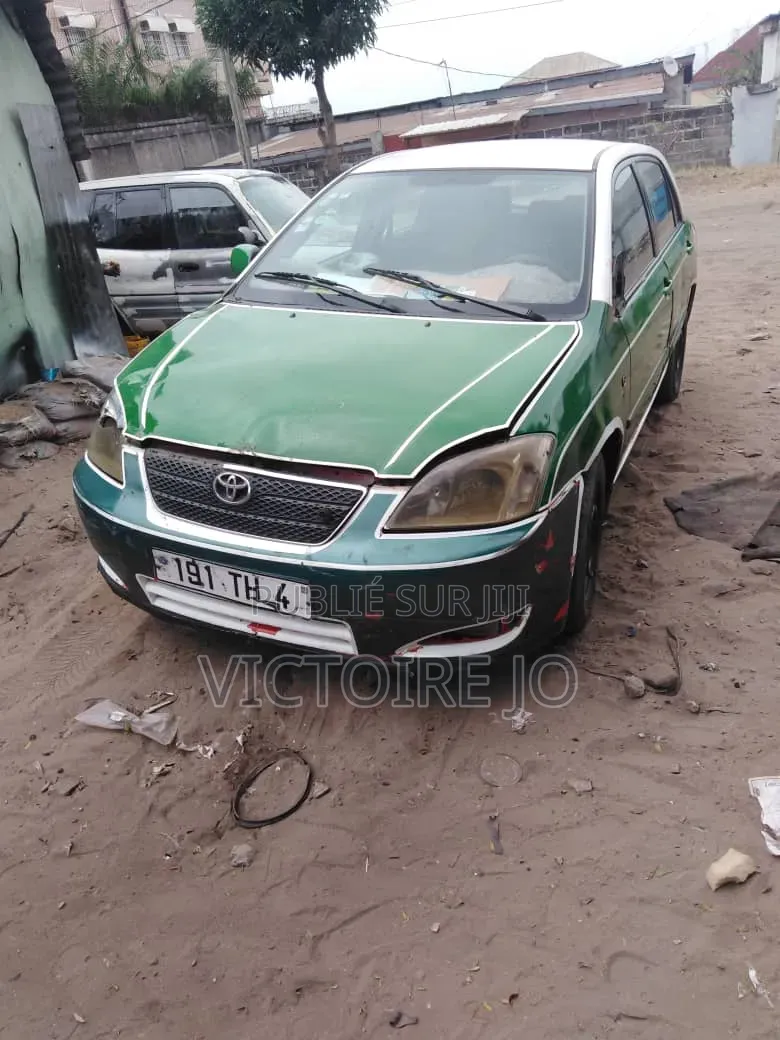 Toyota Corolla 2017 Vert