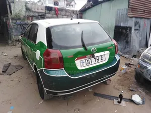 Toyota Corolla 2017 Vert