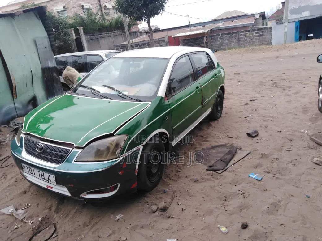 Toyota Corolla 2017 Vert