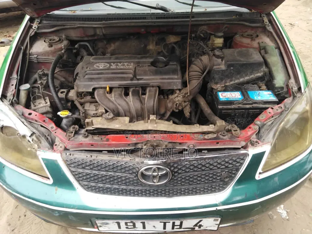 Toyota Corolla 2017 Vert
