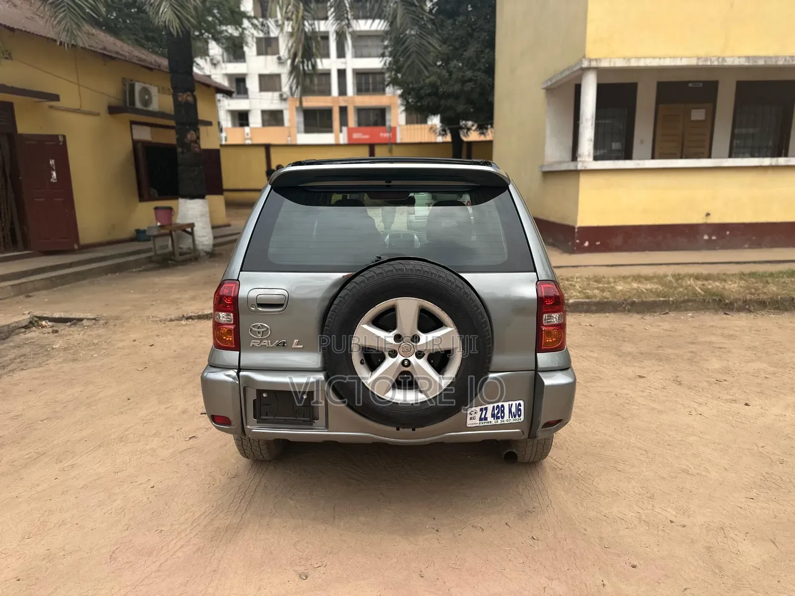 Toyota RAV4 2018 Gris