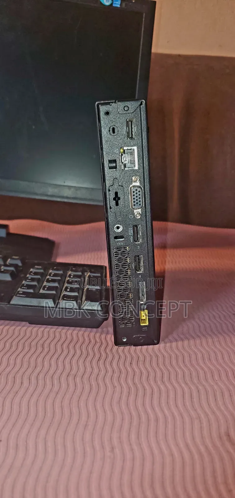 Lenovo ThinkCentre M715 4GB Intel Core i3 HDD 320GB