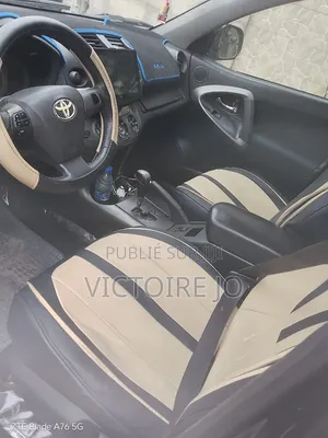 Toyota RAV4 2017 Noir