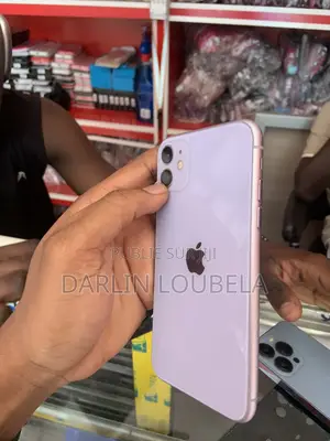 Apple iPhone 11 128 GB Autre