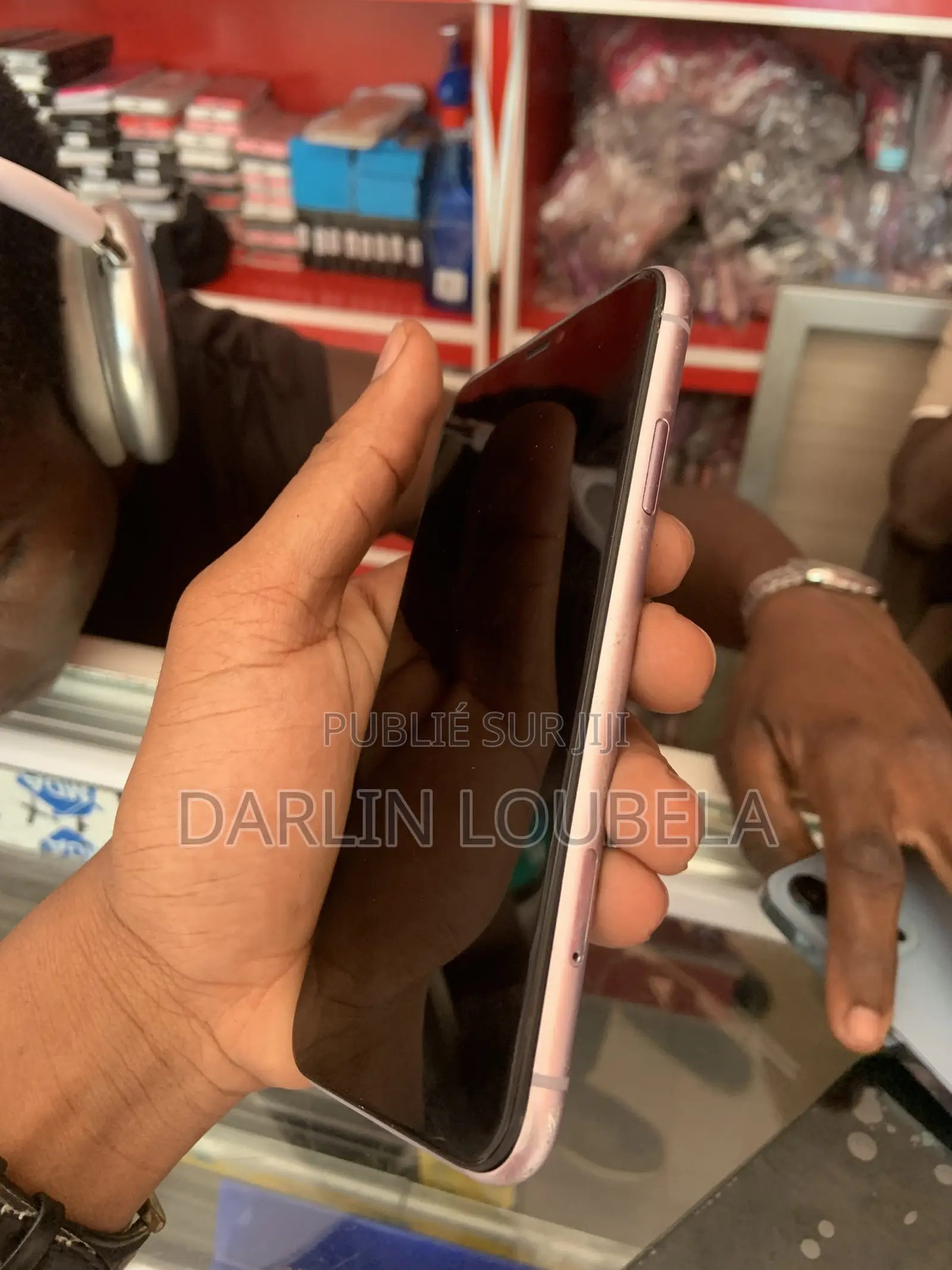 Apple iPhone 11 128 GB Autre