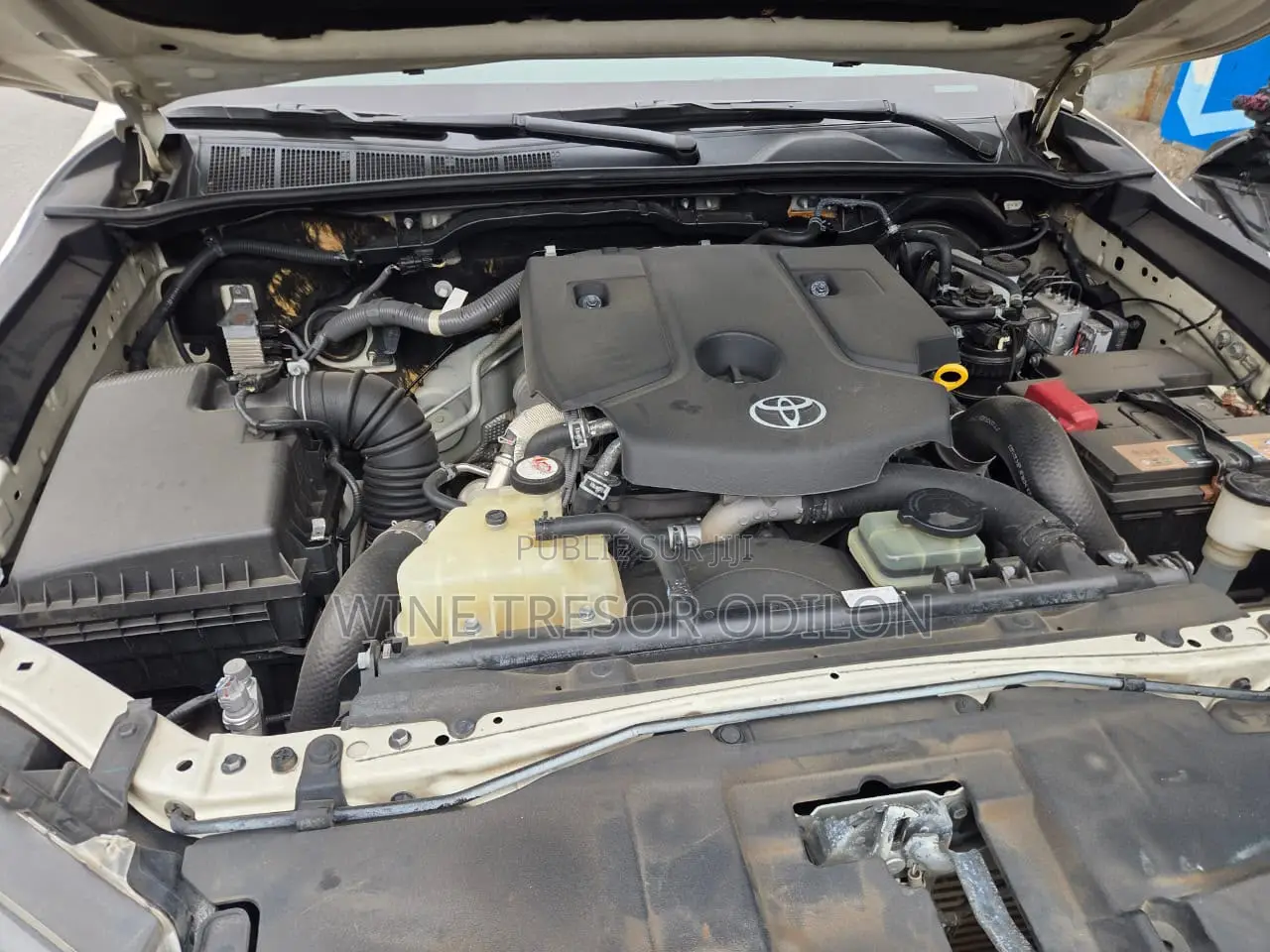 Toyota Hilux 2023 Blanc
