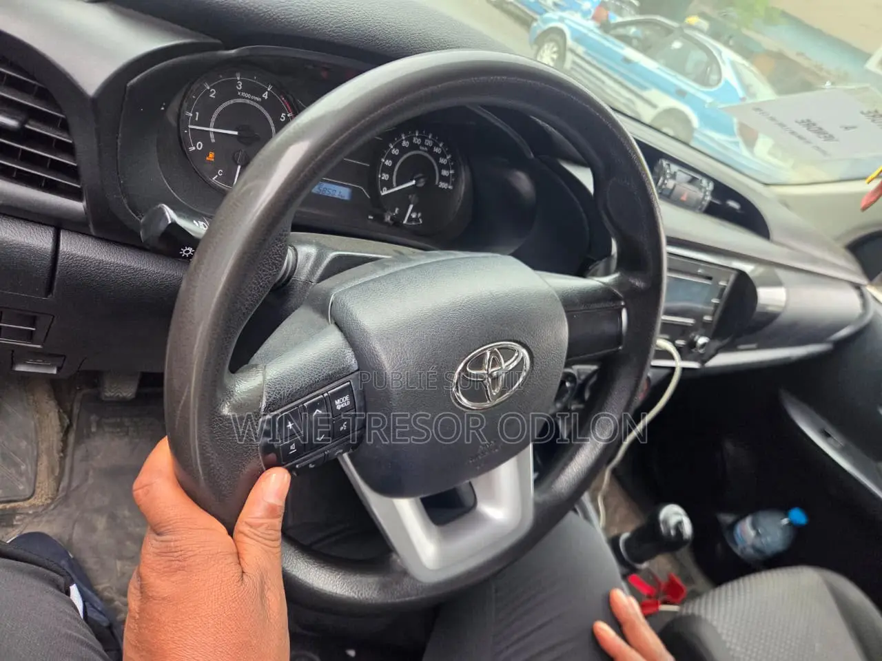 Toyota Hilux 2023 Blanc