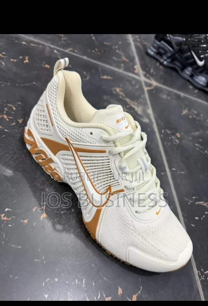 Basket Nike, Nitro Et TN