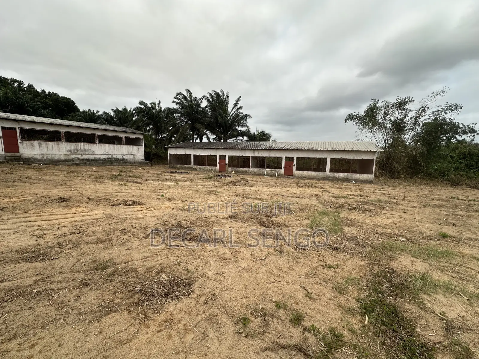 Bloc De 125 Parcelles À Vendre