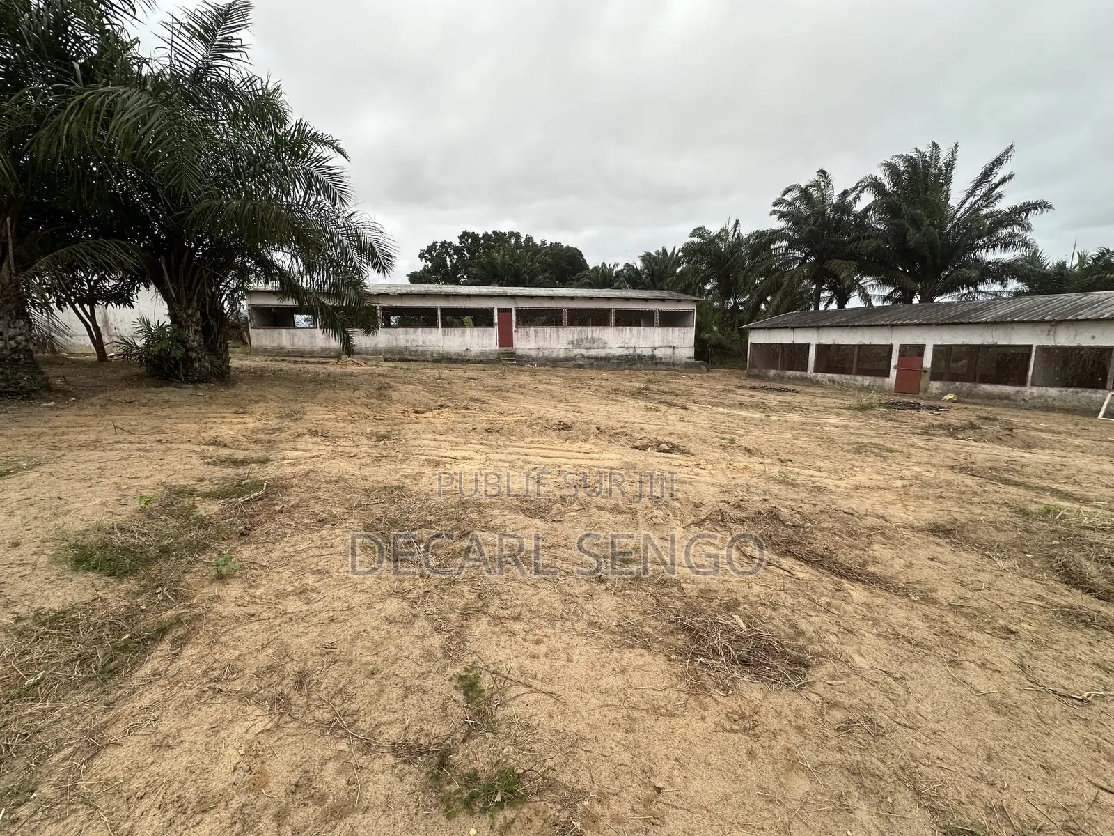 Bloc De 125 Parcelles À Vendre