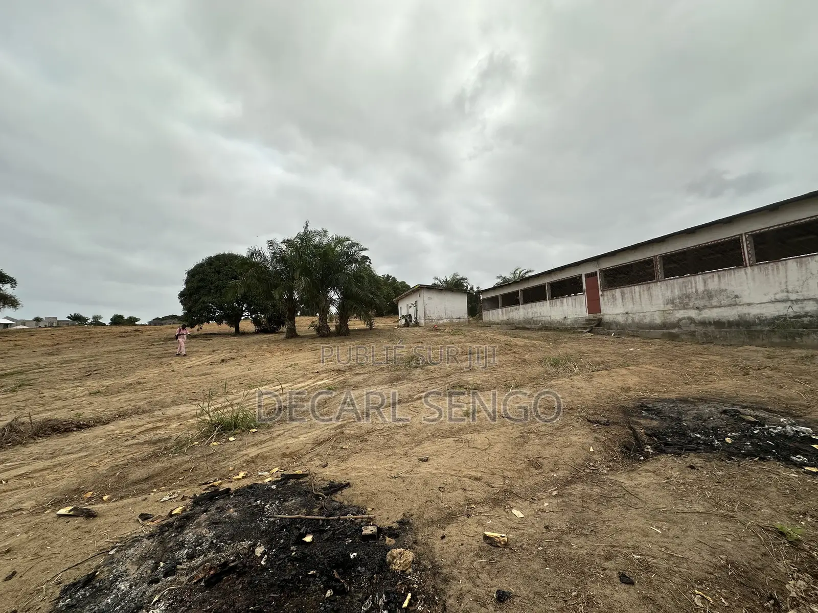 Bloc De 125 Parcelles À Vendre