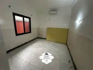 4chbre Villa dans Charly Business, Lumumba à Louer