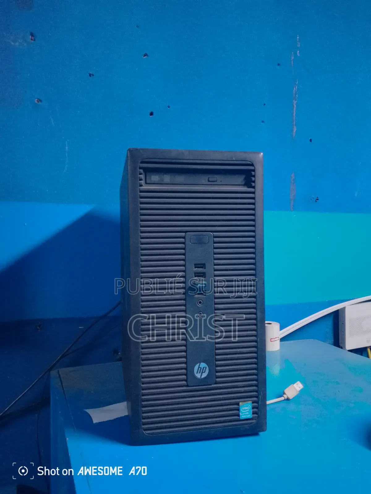 Ordinateur de bureau HP Autre 6GB Intel SSD 500GB