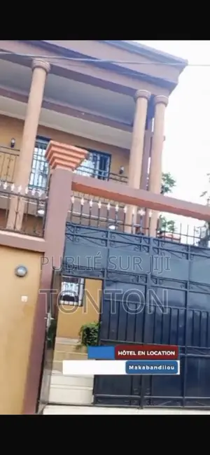 Meublé 13chbre Appartement dans Hôtel, Djiri à Louer