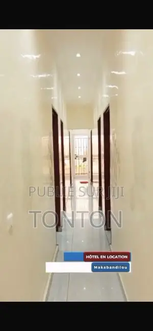 Meublé 13chbre Appartement dans Hôtel, Djiri à Louer