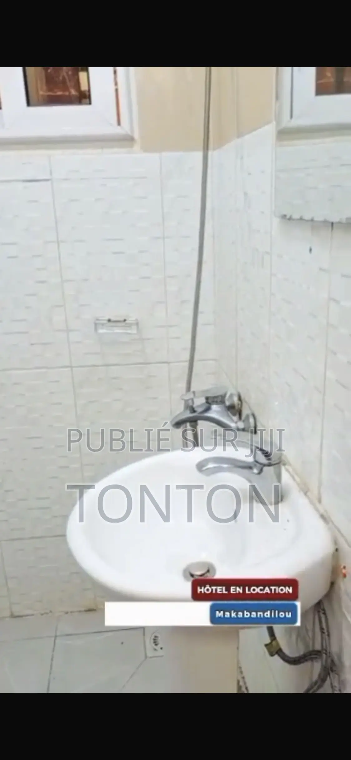 Meublé 13chbre Appartement dans Hôtel, Djiri à Louer