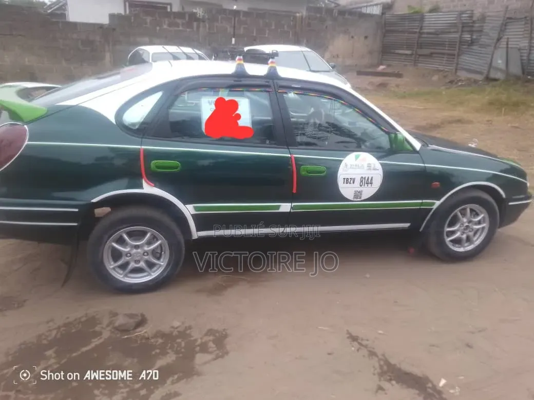 Toyota Corolla 2019 Vert