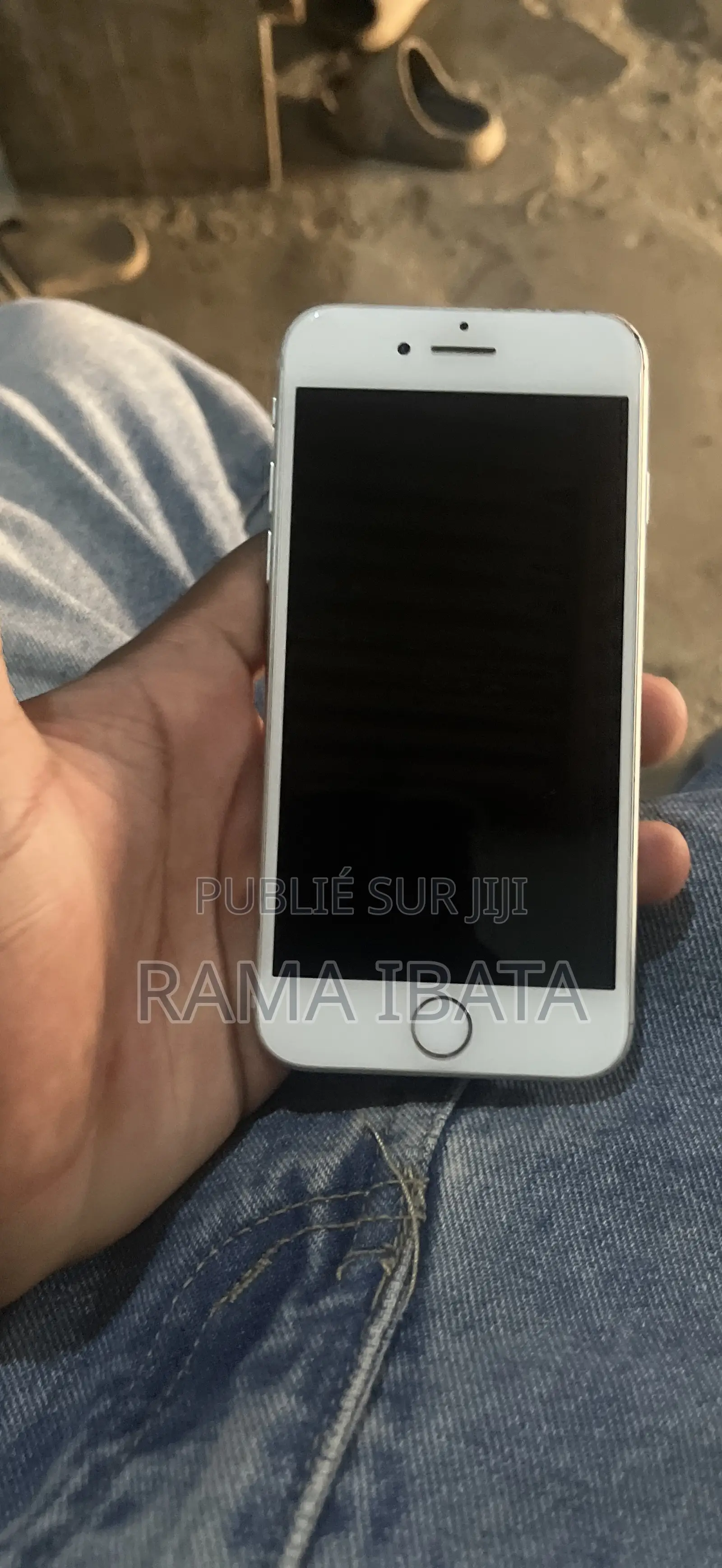 Nouveau Apple iPhone 7 32 GB Blanc