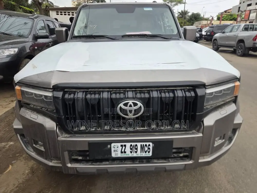 Nouveau Toyota Land Cruiser Prado VX-L 2026 Gris