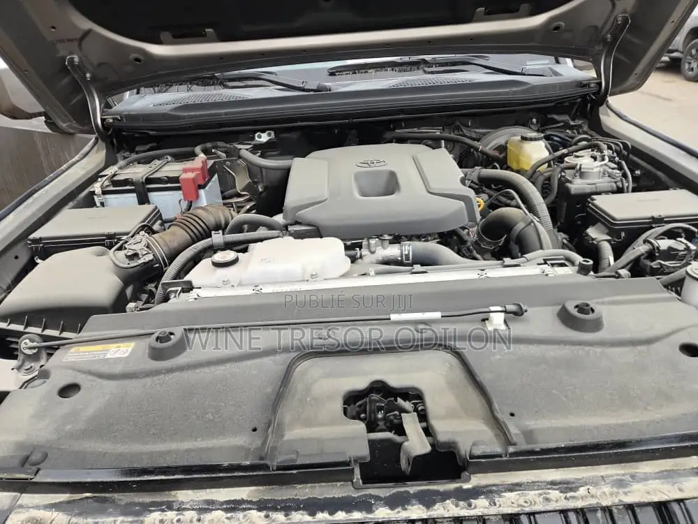 Nouveau Toyota Land Cruiser Prado VX-L 2026 Gris