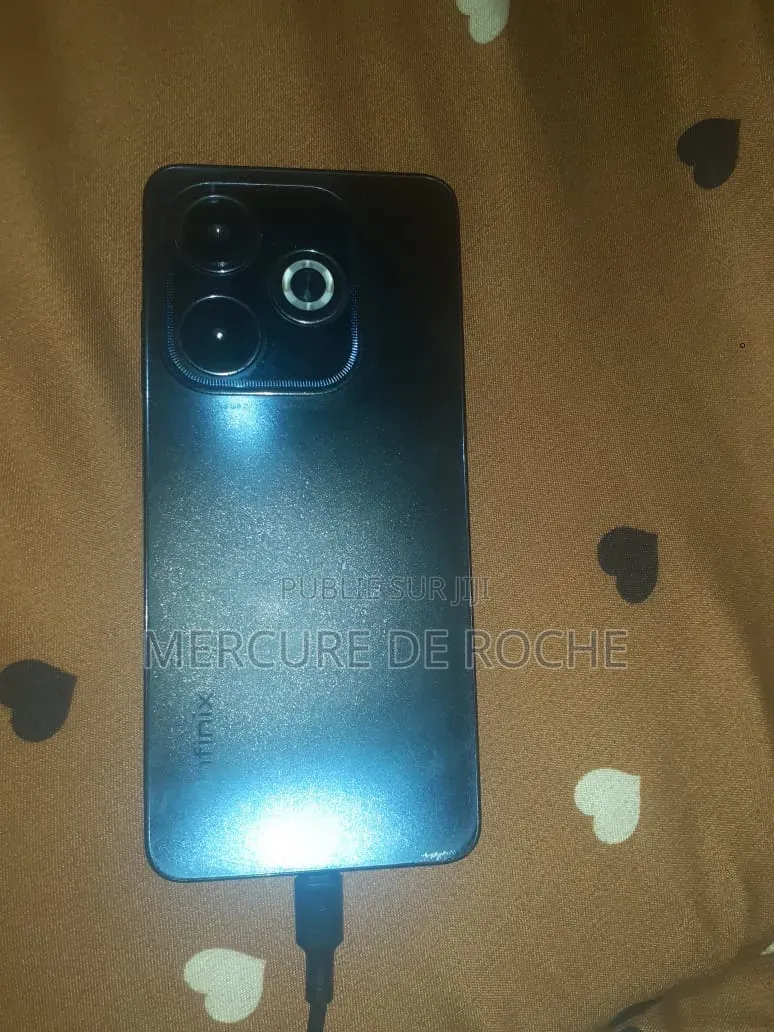 Infinix Hot 40i 128 GB Bleu