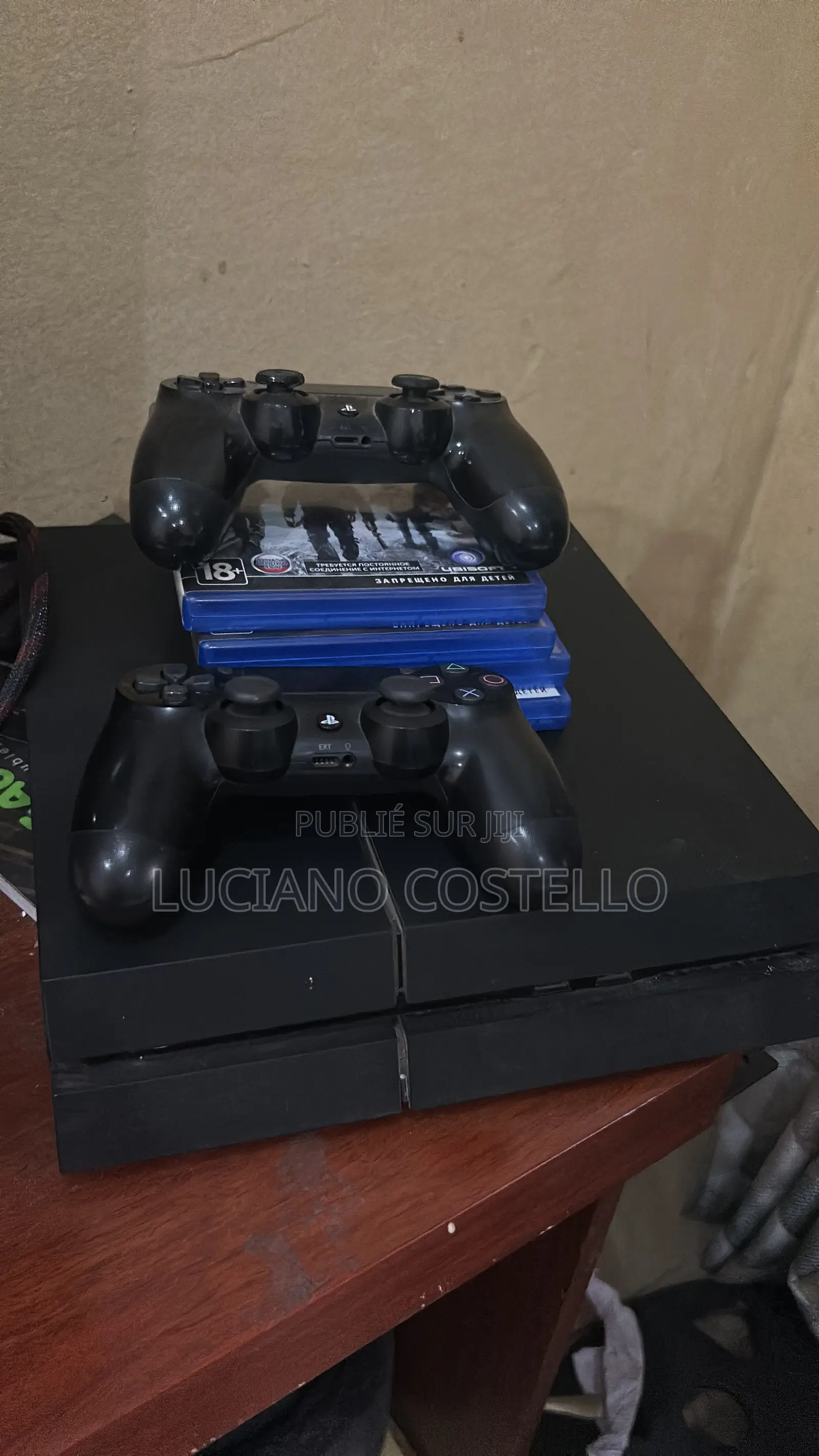 PlayStation 4 À Vendre. CD Disponibles À Bon Prix.