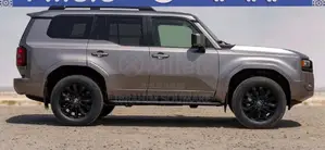 Nouveau Toyota Land Cruiser Prado 2025 Gris
