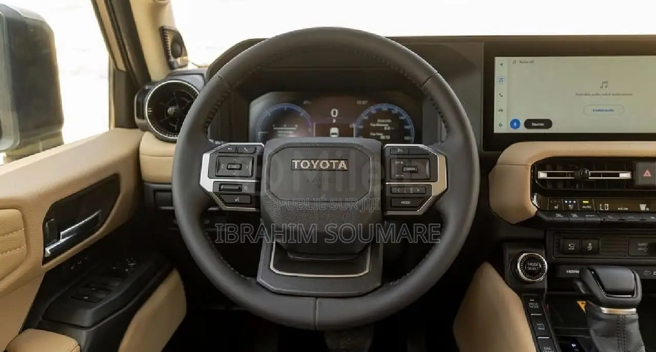 Nouveau Toyota Land Cruiser Prado 2025 Gris