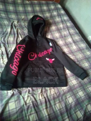 Complet Pull Cagoule Neuf