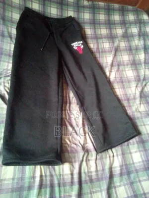 Complet Pull Cagoule Neuf