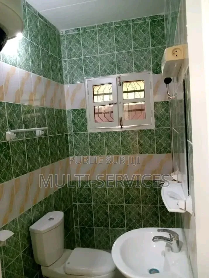 5chbre Appartement dans Multiservices, Tié-Tié à Vendre