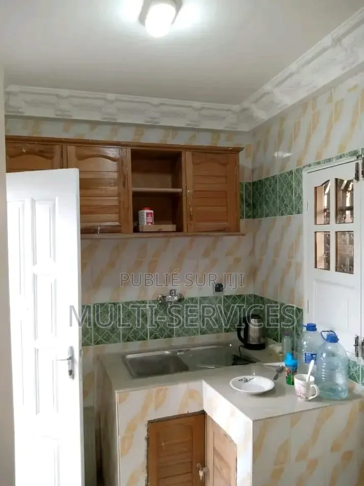 5chbre Appartement dans Multiservices, Tié-Tié à Vendre