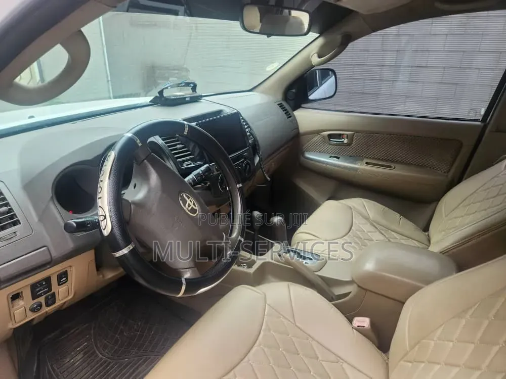 Toyota Fortuner 2016 Blanc
