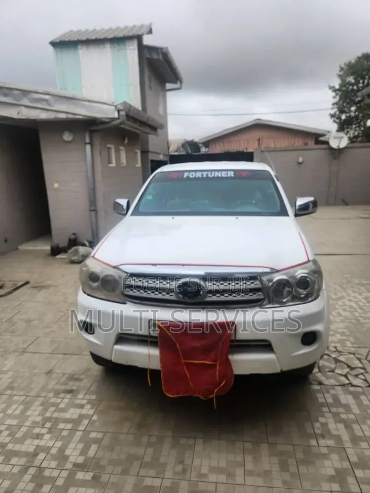 Toyota Fortuner 2016 Blanc