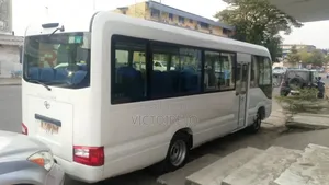 Toyota Sous-verre 2019 Blanc