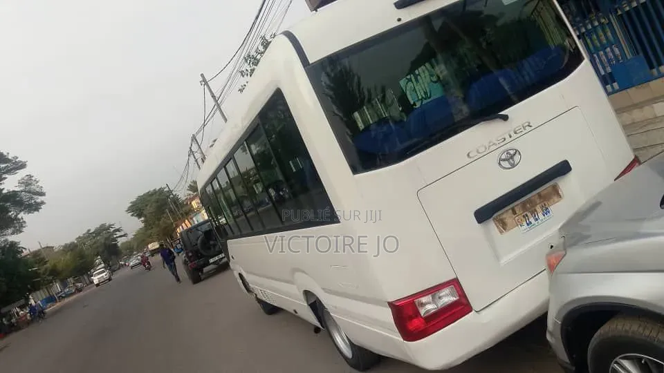 Toyota Sous-verre 2019 Blanc