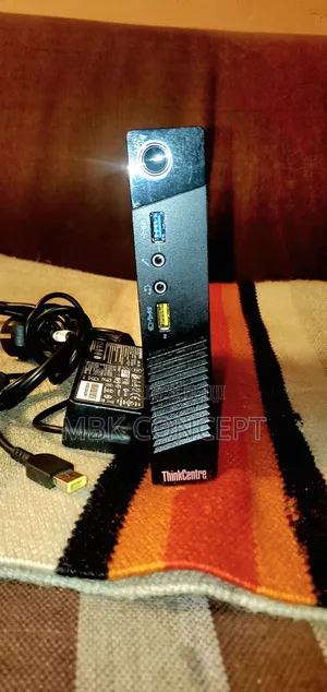 Serveur Lenovo Autre 4GB Intel Core i3 HDD 320GB