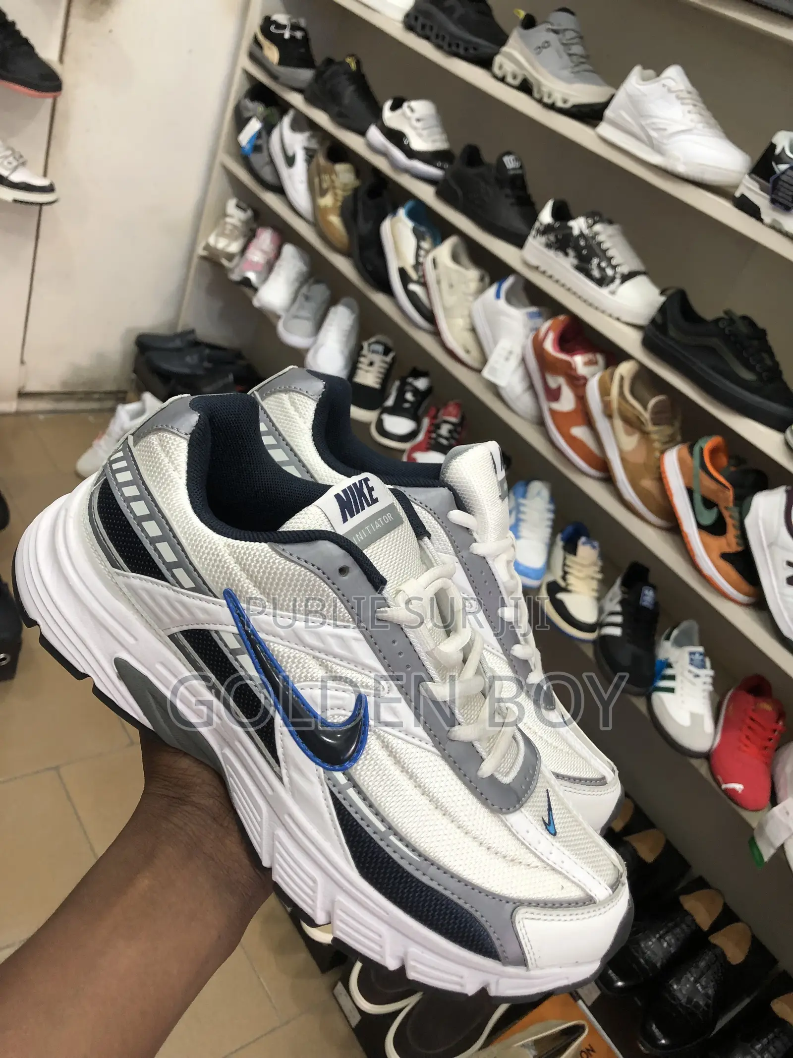 Nike Initiator