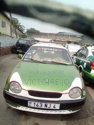 Toyota Corolla 2017 Vert