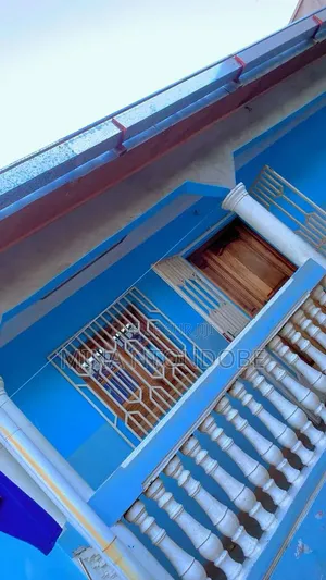 4chbre Maison de ville/terrasse dans Djiri à Vendre
