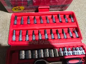Jeu De Clés À Douille Professionnelles De 46 Pièces.
