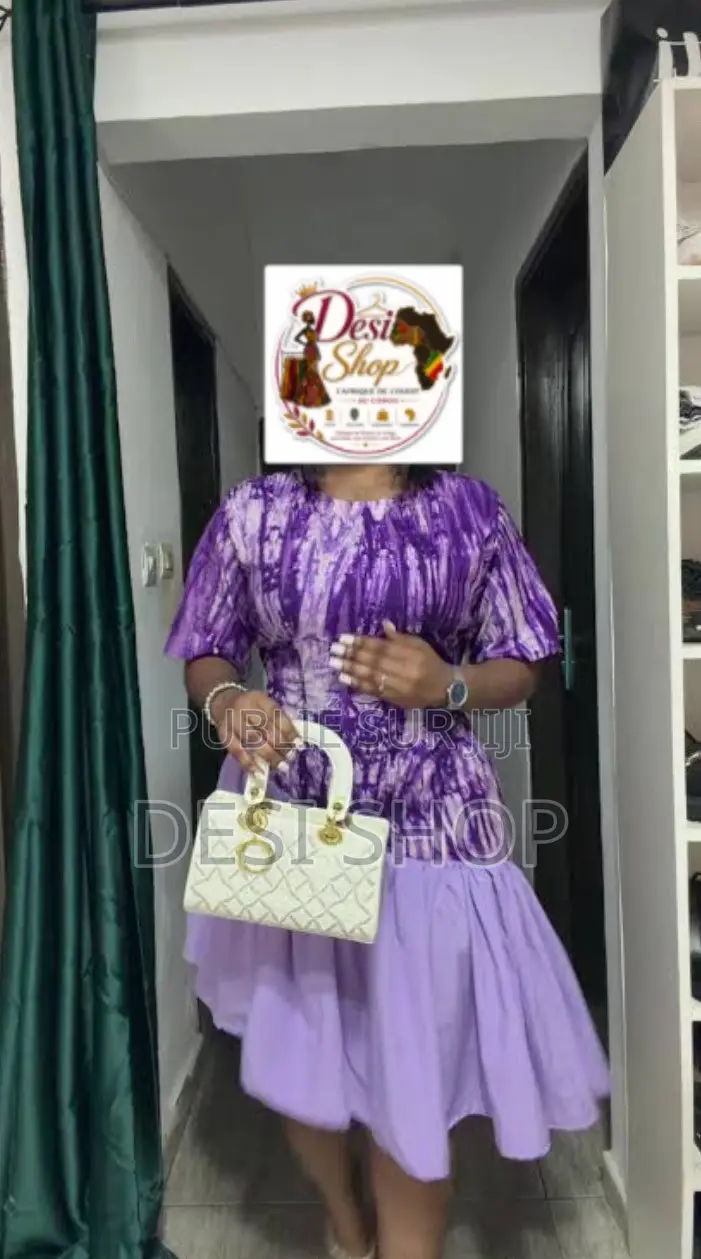 Robe Pour Femme en Tissu Adhiré