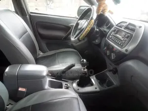 Toyota RAV4 2017 Gris