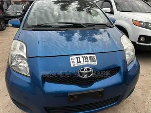 Toyota Yaris 2010 Bleu