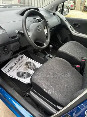 Toyota Yaris 2010 Bleu